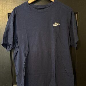 Nike Men's Athletic Basic Tshirt Navy Blue Extra Large